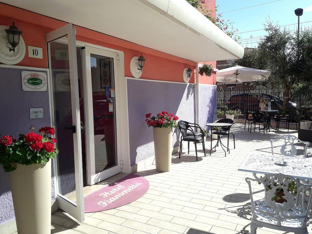 Hotel Fiammetta Rimini Exterior foto